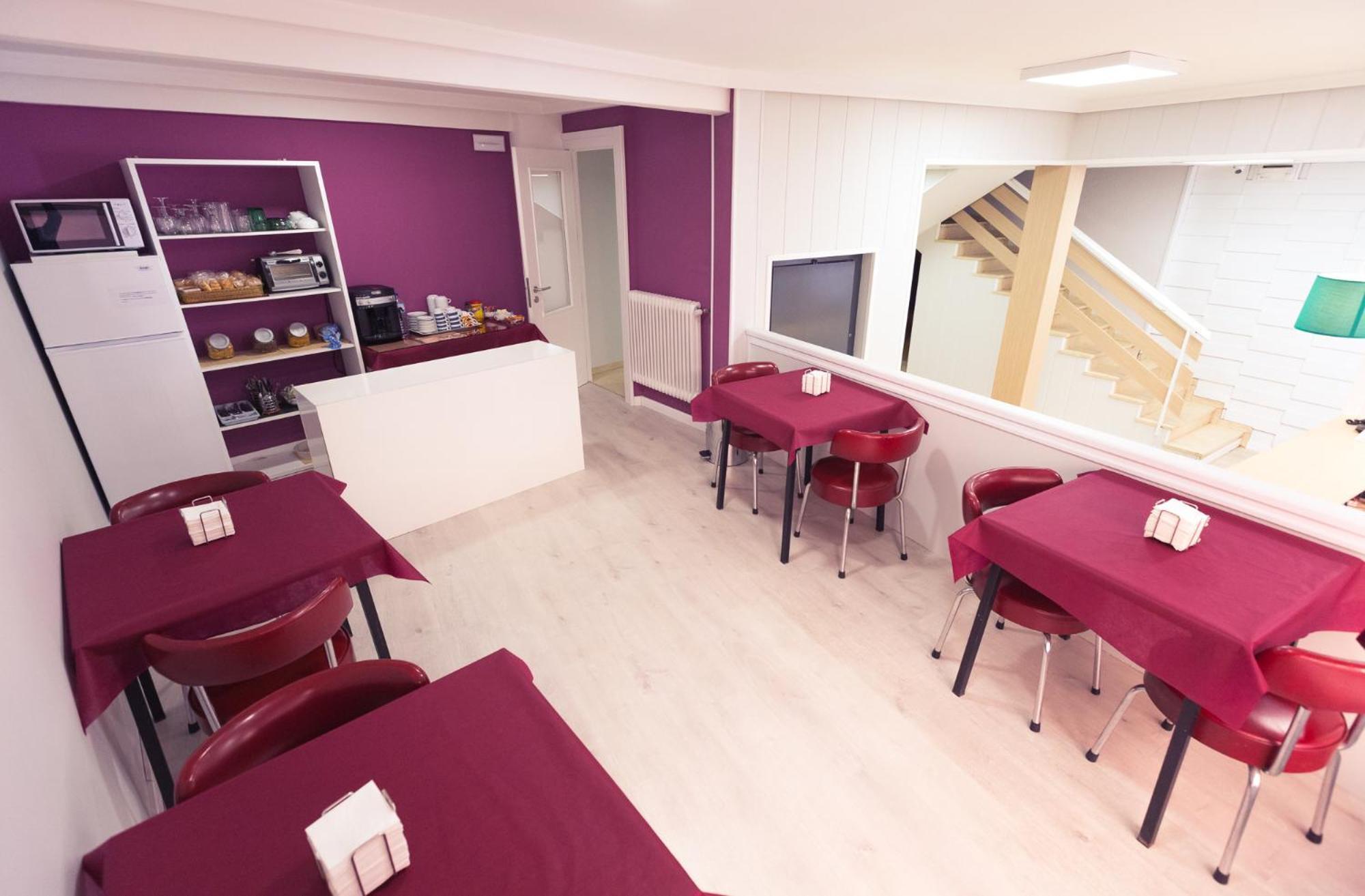 Hostal Viena Soria Esterno foto